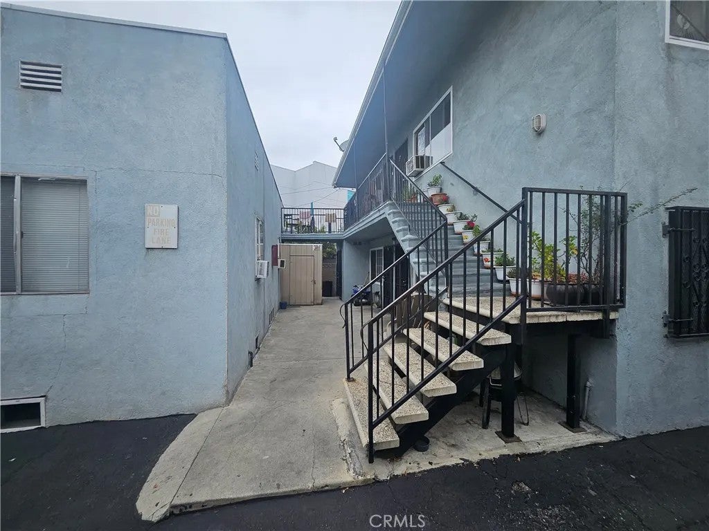 2811 Orchard Place