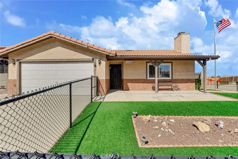 15944 Foxwood