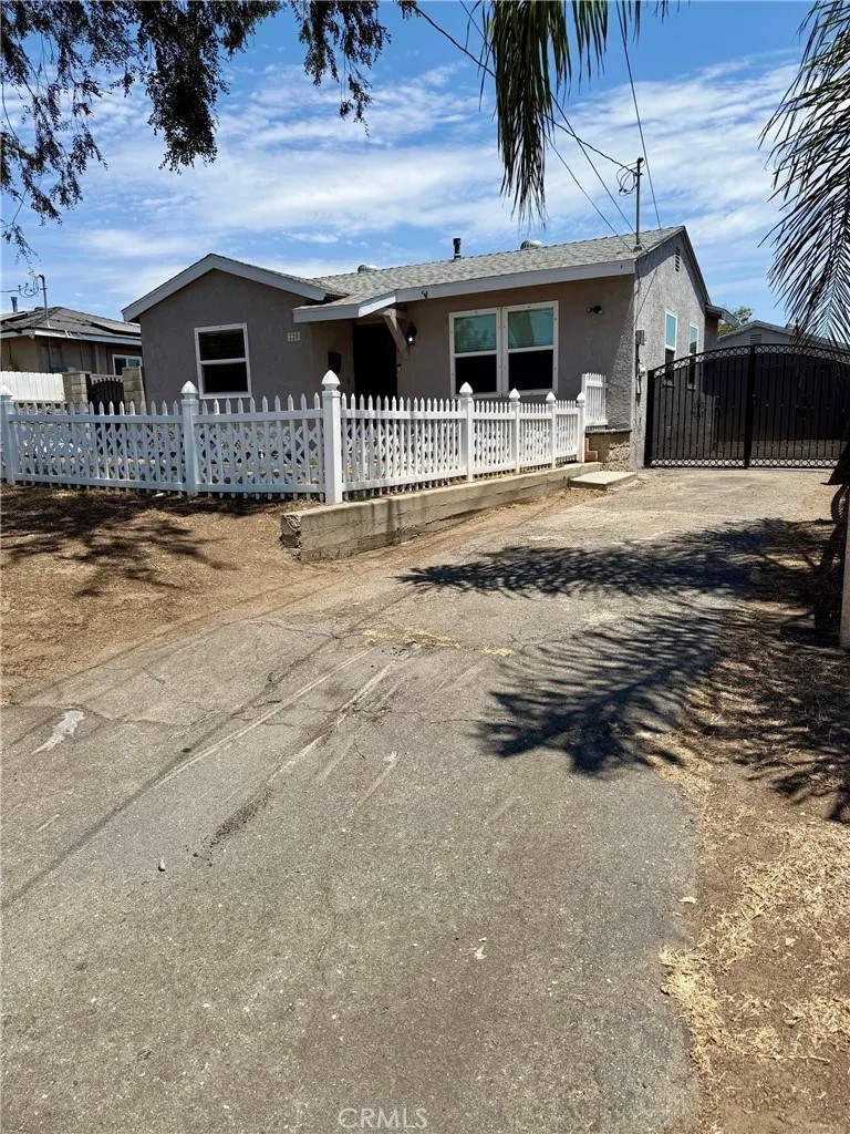 220 N Orange Avenue
