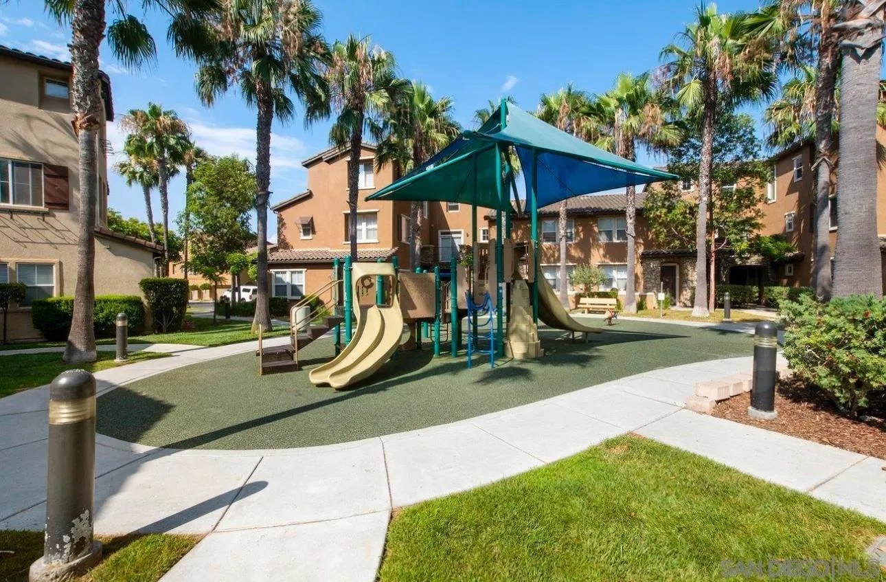 840 Spinnaker Point Terrace