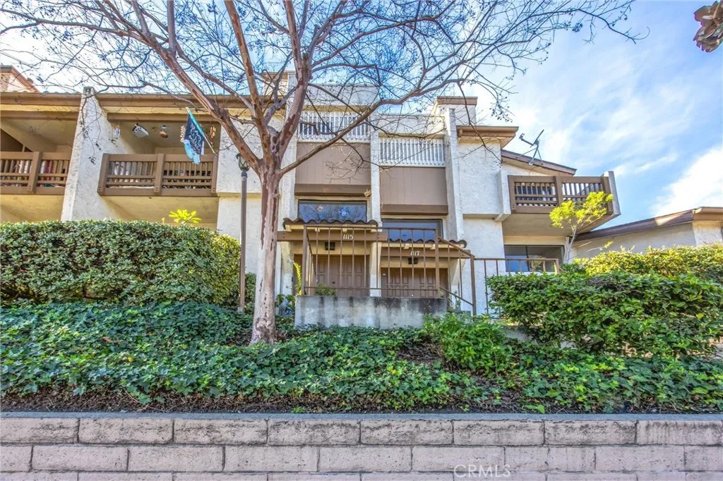 1115 Walnut Grove
