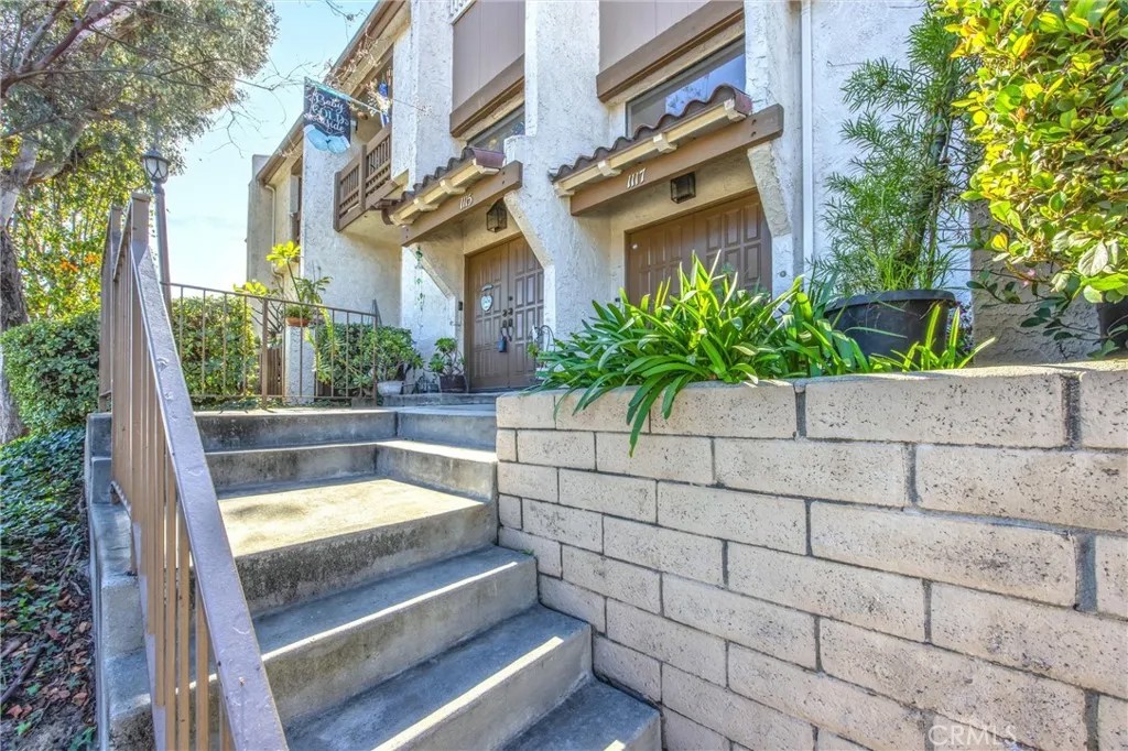 1115 Walnut Grove