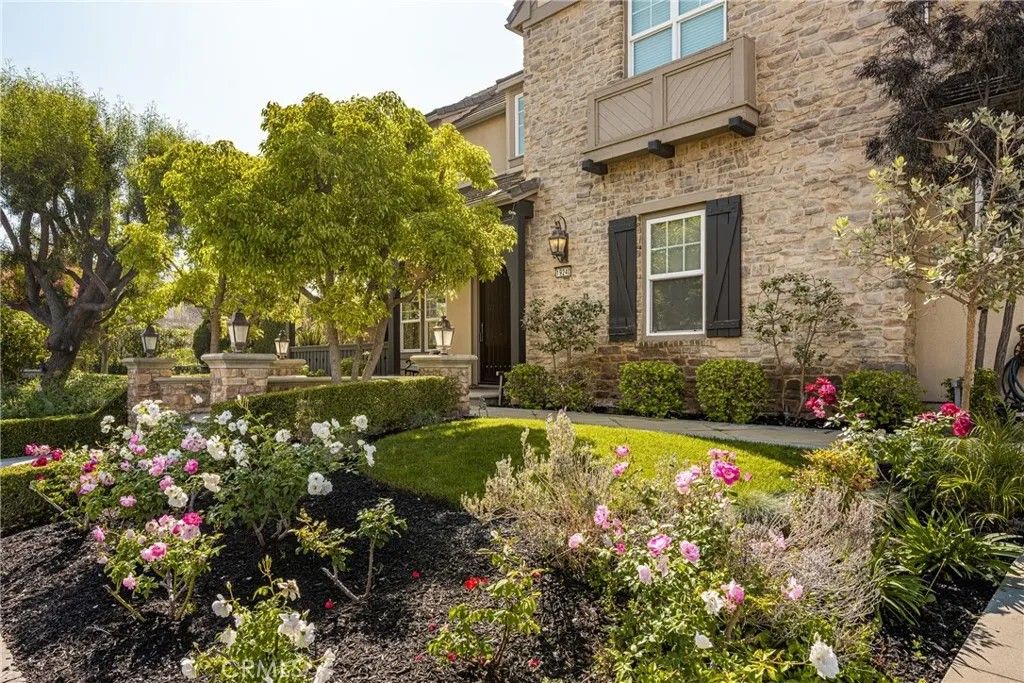 Photo of 19240 Steeplechase Way, Yorba Linda, CA 92886 (MLS # PW26067937)