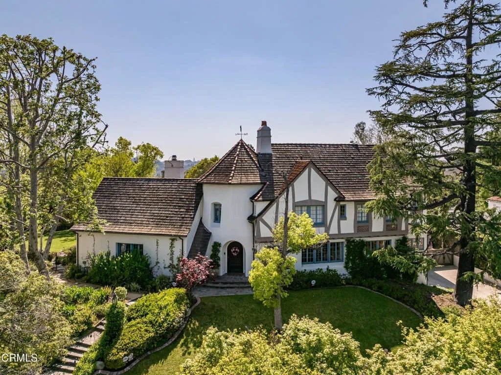 Photo of 233 Hillside Road, South Pasadena, CA 91030 (MLS # P1-25675)