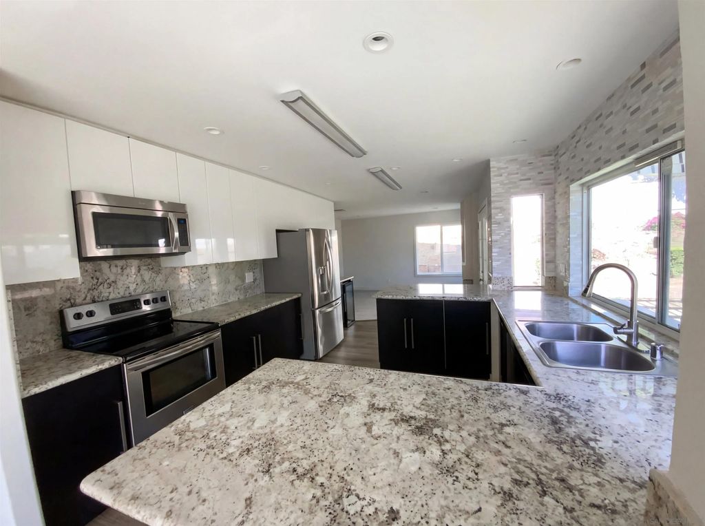 Photo of 991 Calma Dr, Chula Vista, CA 91910 (MLS # 260006979)