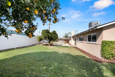Tiny photo for 3670 Upper Terrace, Riverside, CA 92505 (MLS # IV25256679)