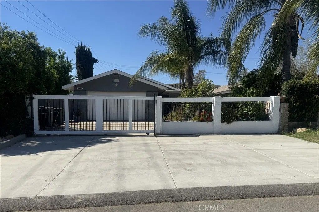 Photo of 30489 Machado Street, Lake Elsinore, CA 92530 (MLS # SW26064323)