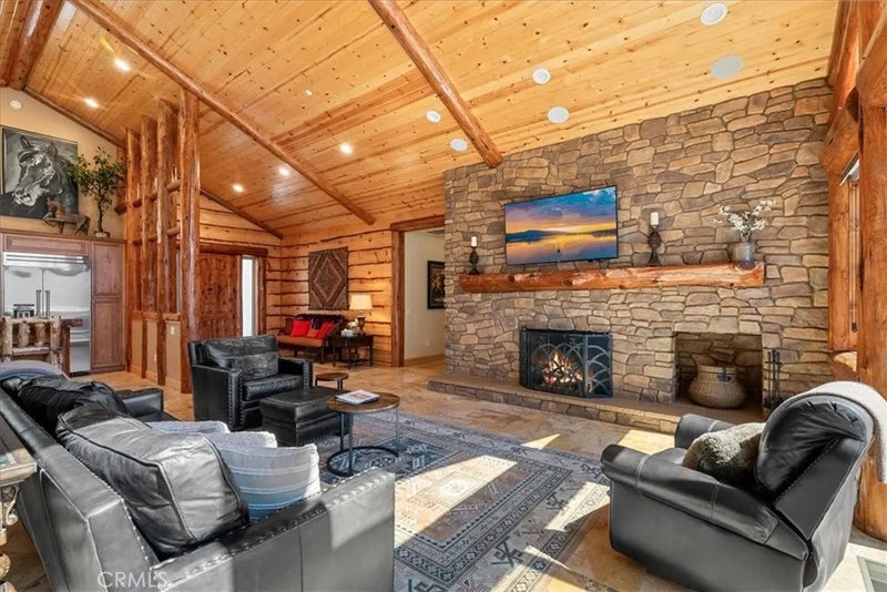 1020 Heritage Trail