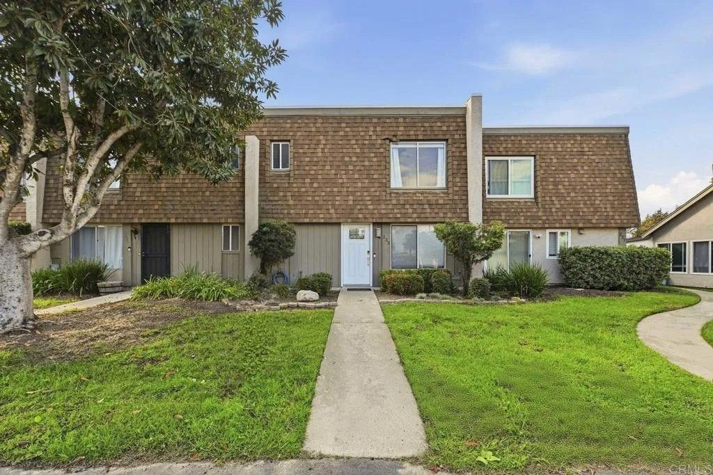 Photo of 233 Festival Drive, Oceanside, CA 92057 (MLS # NDP2510852)