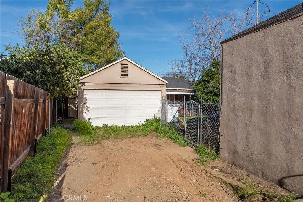 Photo of 3367 Holding St, Riverside, CA 92501 (MLS # IV26009950)