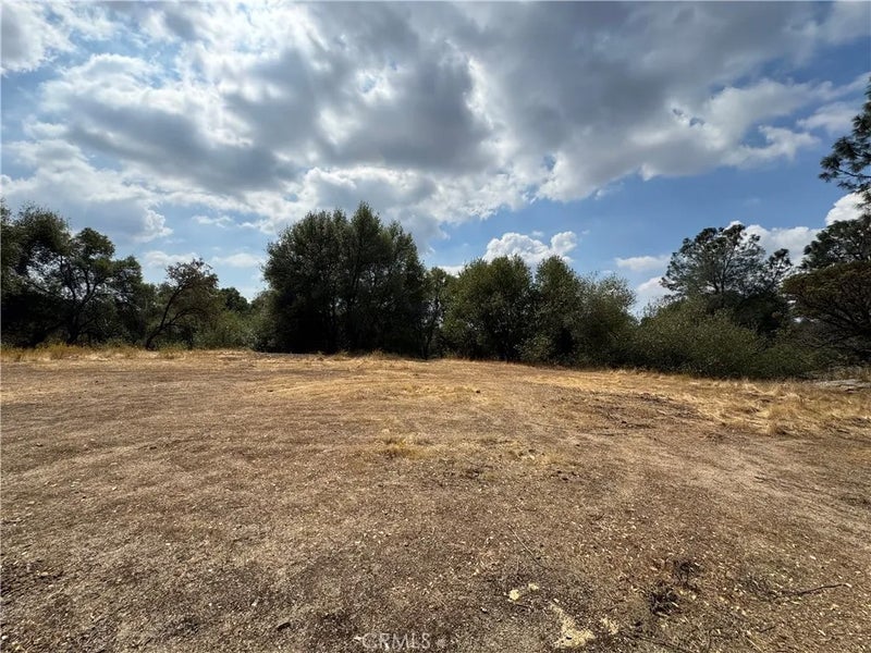 2 AC Summerhill LN