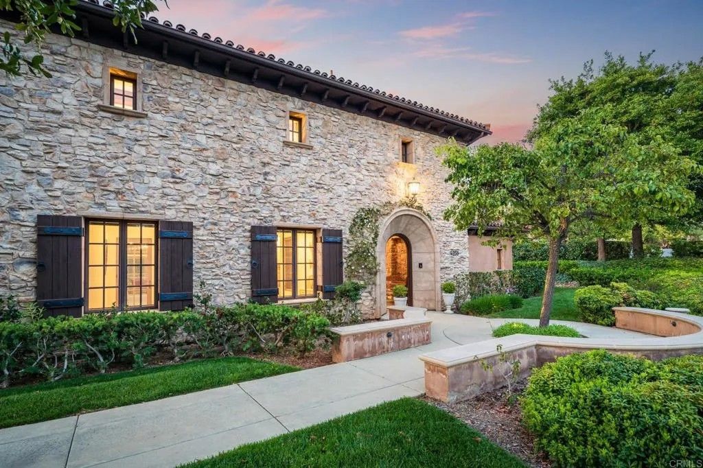 Photo of 4258 Via Ravello, Rancho Santa Fe, CA 92091 (MLS # NDP2600990)