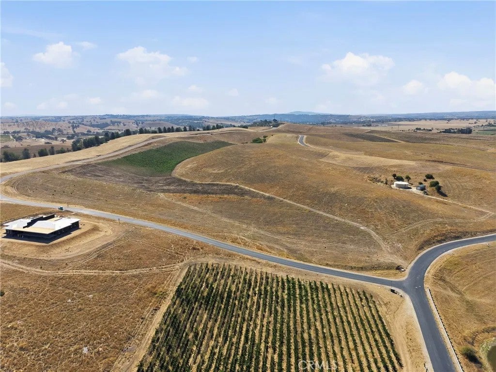 Photo of 500 Priska, Paso Robles, CA 93446 (MLS # SC26203982)