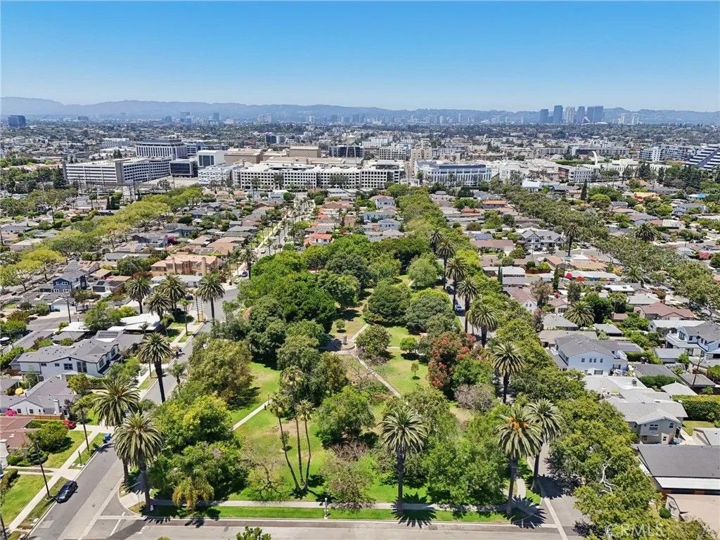 Photo of 4254 Motor Ave, Culver City, CA 90232 (MLS # RS26005930)