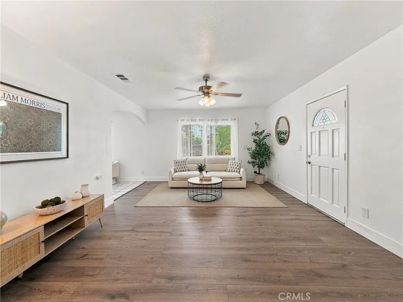 640 N Gardena