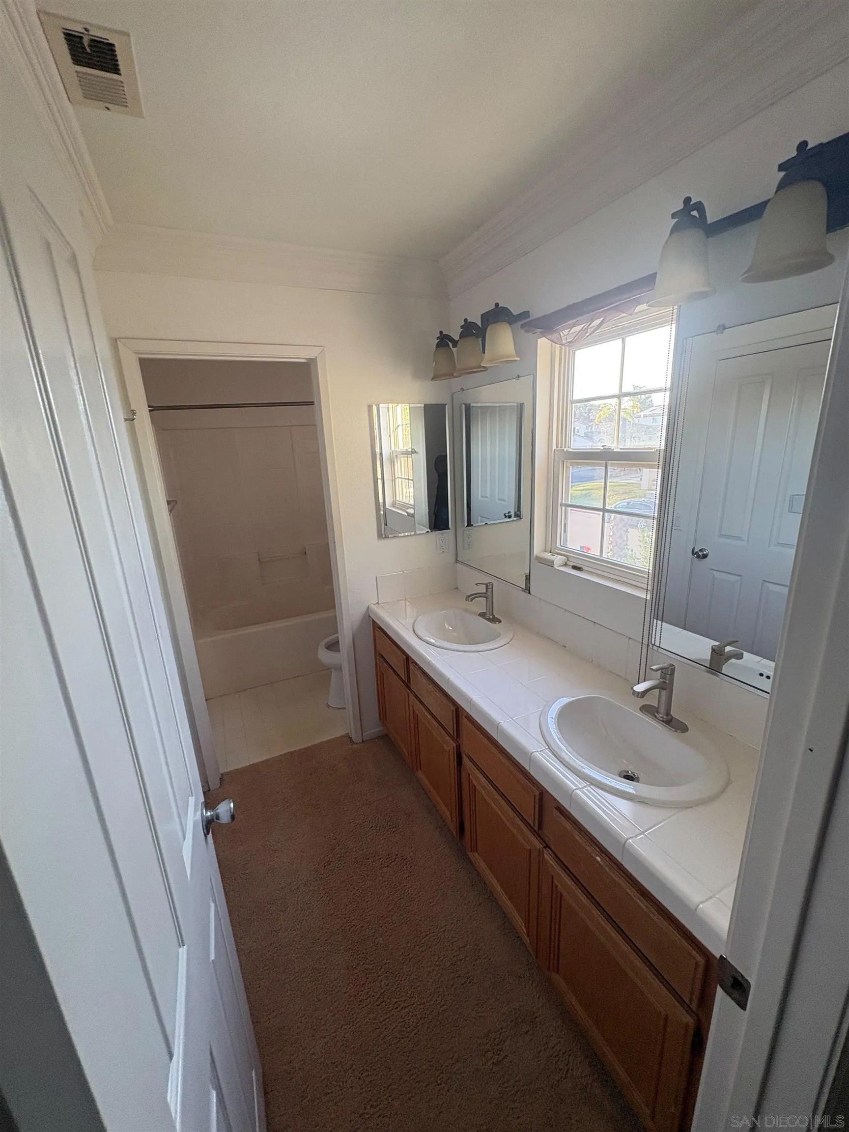 669 Carbajal Ct.