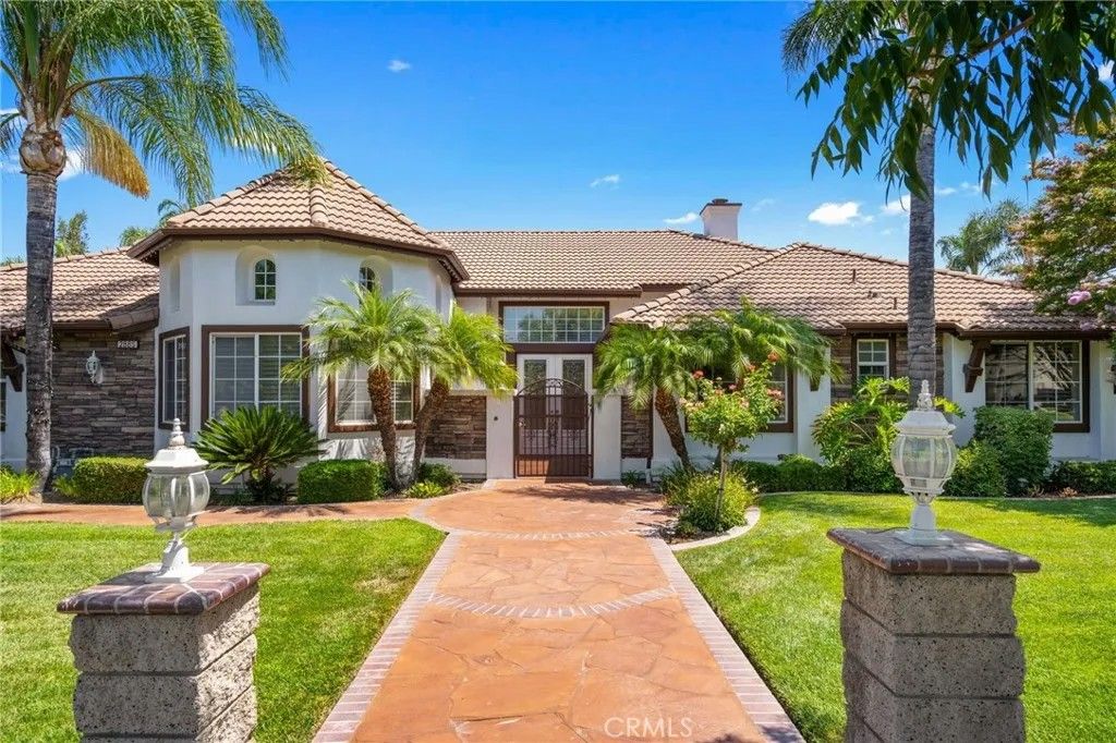 Photo of 2885 Citrocado Ranch Street, Corona, CA 92881 (MLS # PW25192930)