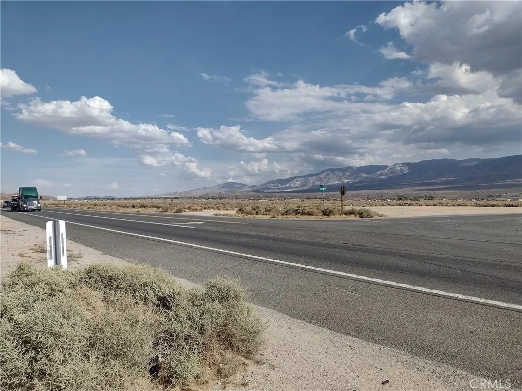 317 Highway 18