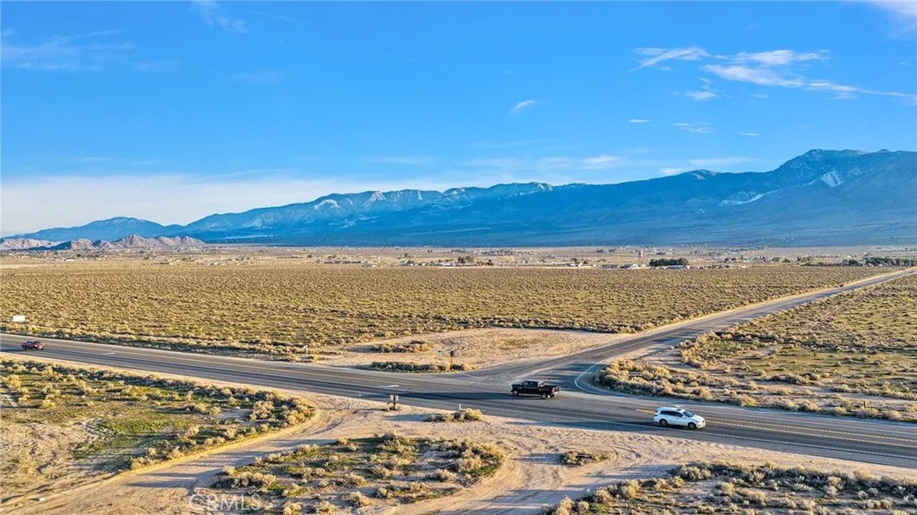 317 Highway 18