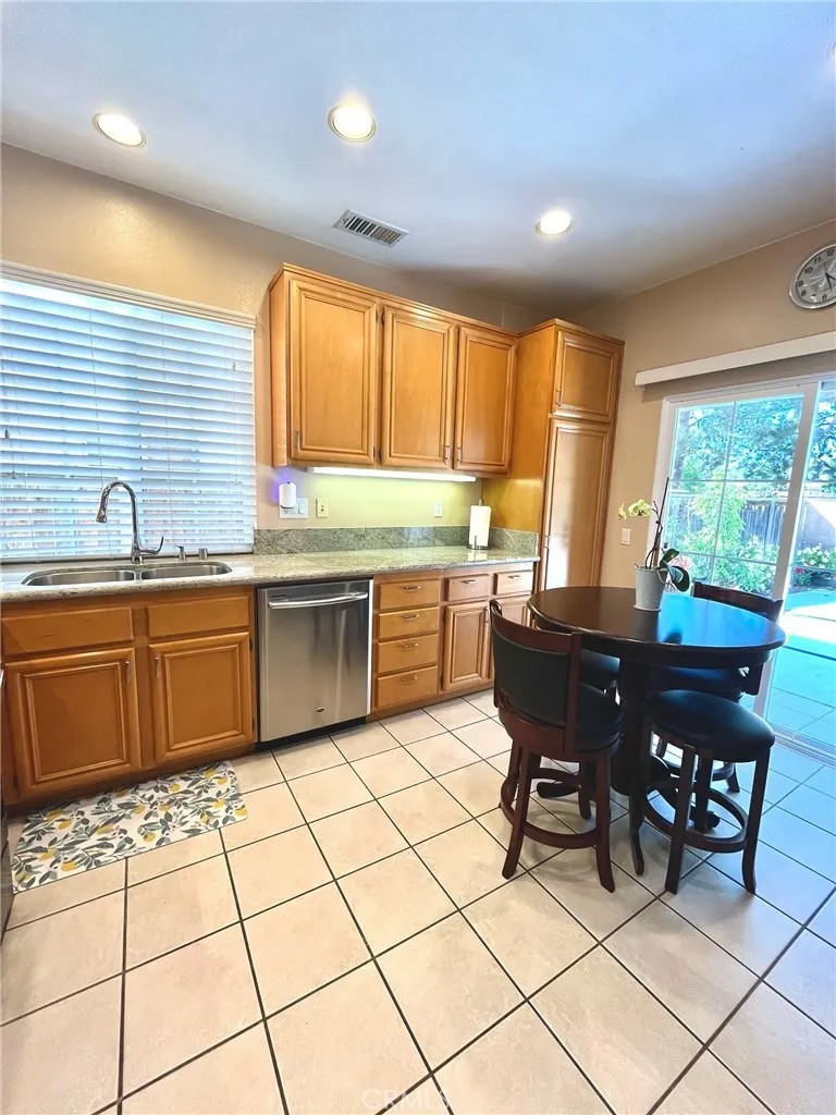 52 Danbury Lane