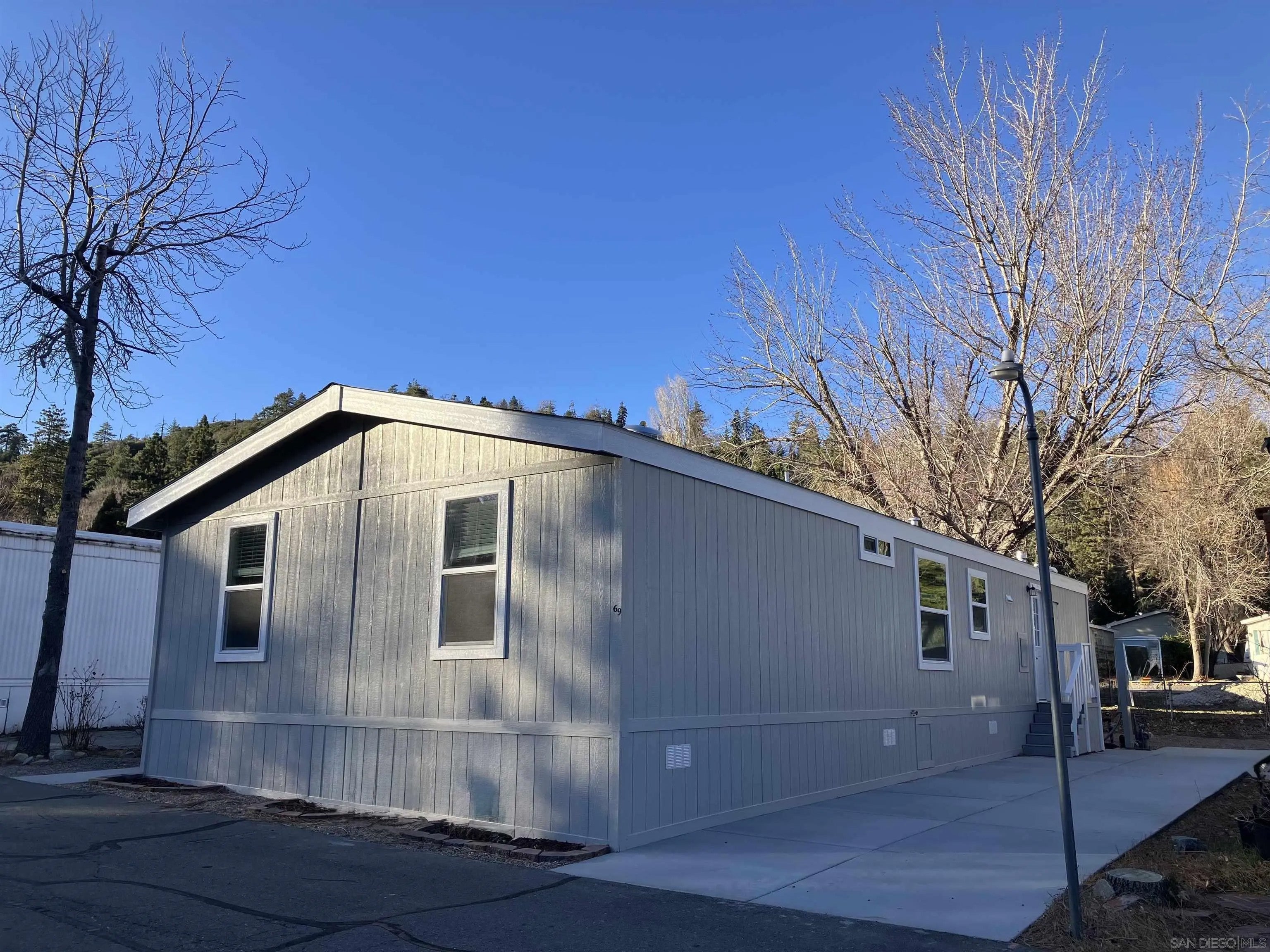 22899 Byron Road 69