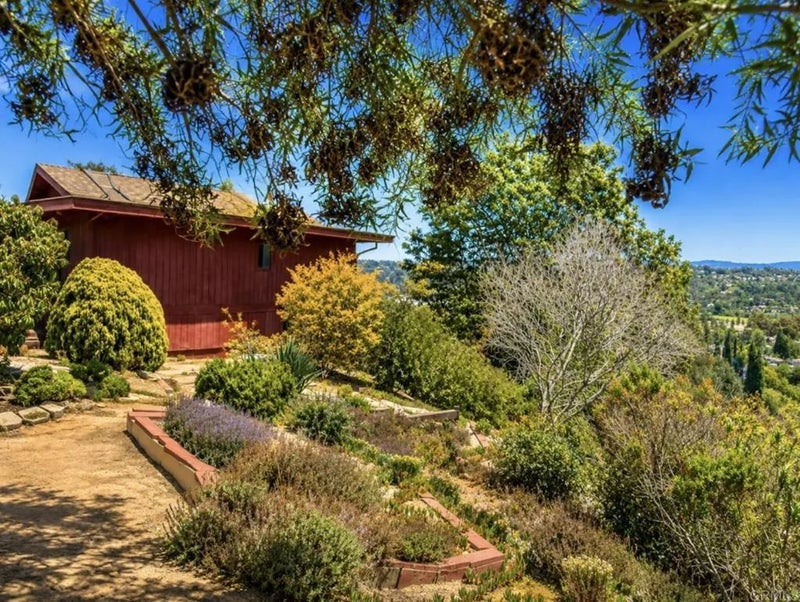 2115 Encinitas Boulevard