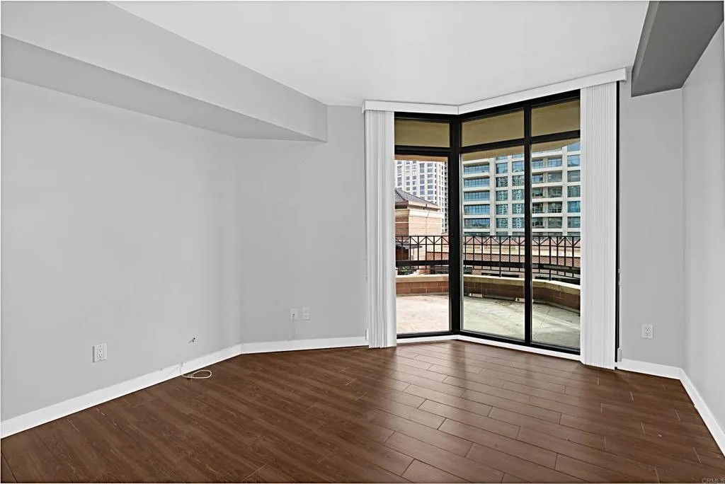 500 W Harbor Drive 716