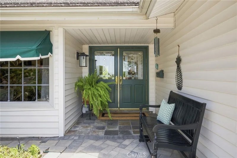 1179 Lyndhurst