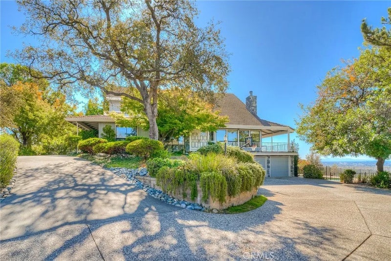 3 Lemon Hill Court