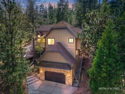 Photo of 27336 Alpen Dr, Lake Arrowhead, CA 92352 (MLS # IG26088725)