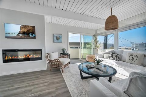 Tiny photo for 2901 Alma Ave, Manhattan Beach, CA 90266 (MLS # SB25254737)