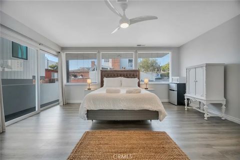 Tiny photo for 2901 Alma Ave, Manhattan Beach, CA 90266 (MLS # SB25254737)