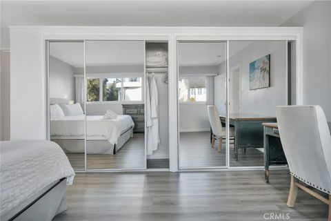 Tiny photo for 2901 Alma Ave, Manhattan Beach, CA 90266 (MLS # SB25254737)