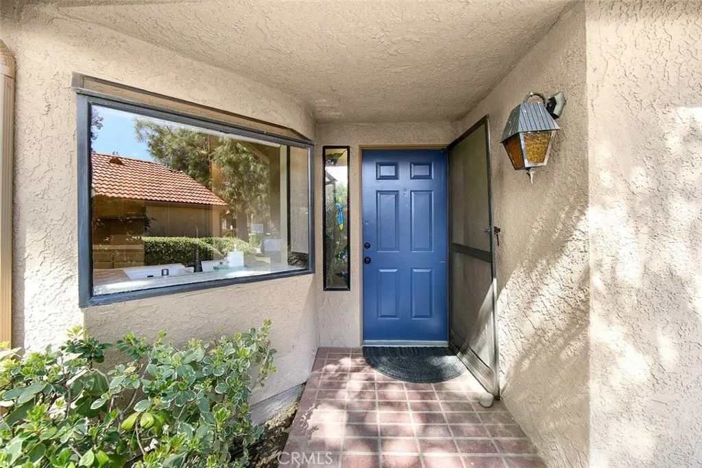 Photo of 26323 Rainbow Glen, Newhall, CA 91321 (MLS # SR26045935)
