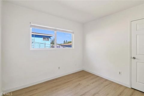 Tiny photo for 425 Bancroft Street, San Diego, CA 92102 (MLS # OC25189972)