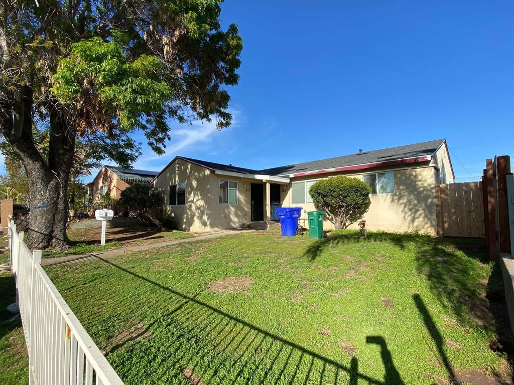 Photo of 721 Duval St, San Diego, CA 92102 (MLS # 260004286)