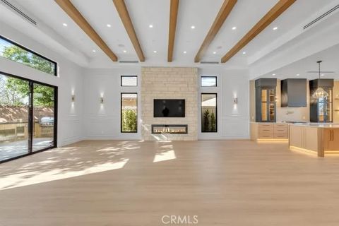 Photo of 8825 Sophia Avenue, North Hills, CA 91343 (MLS # BB26050405)