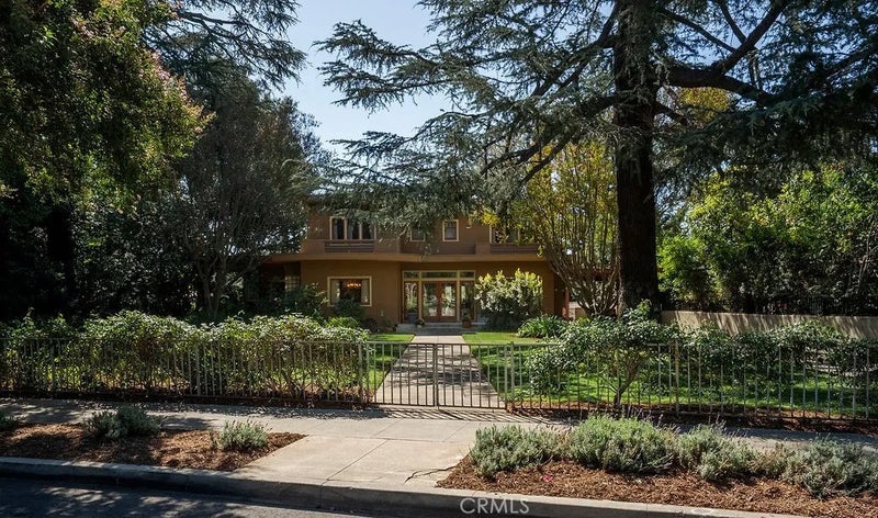 418 E Jefferson
