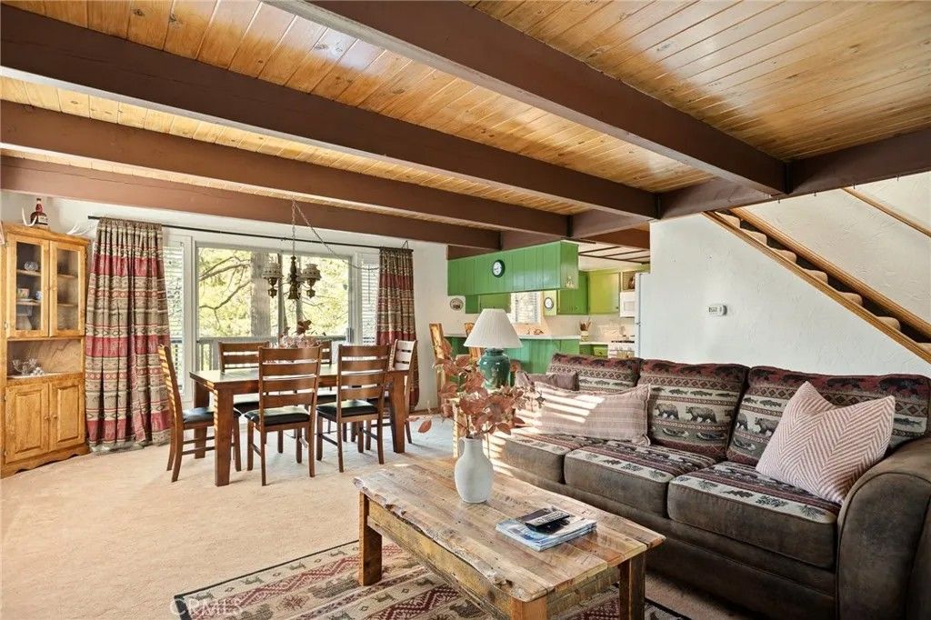 Photo of 27390 Oakwood Dr, Lake Arrowhead, CA 92352 (MLS # IG26010369)