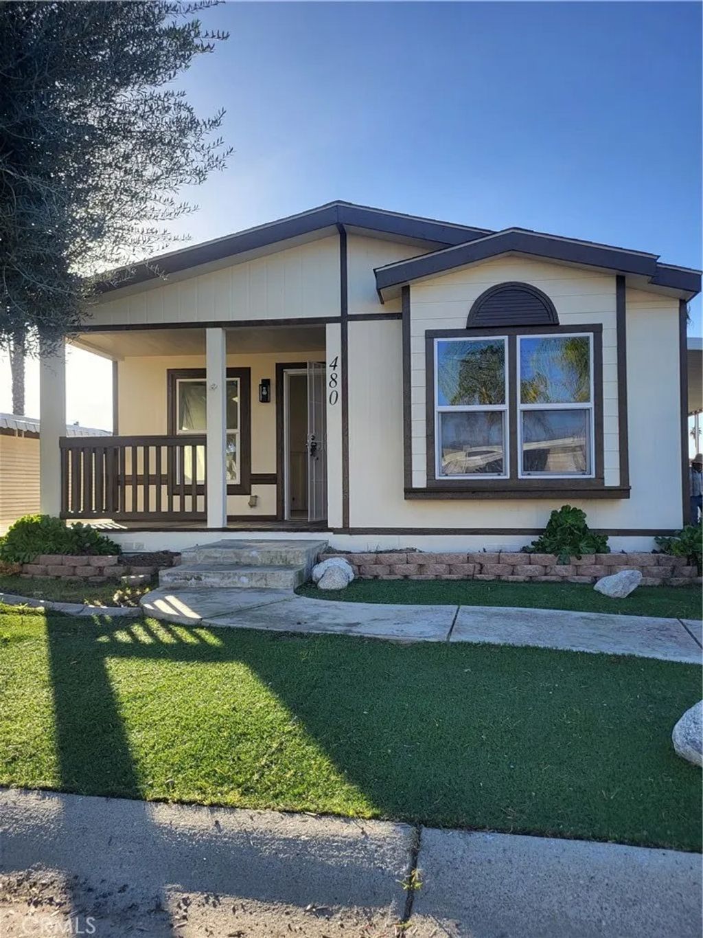 Photo of 480 Santa Clara Cir, Hemet, CA 92543 (MLS # SW26028146)