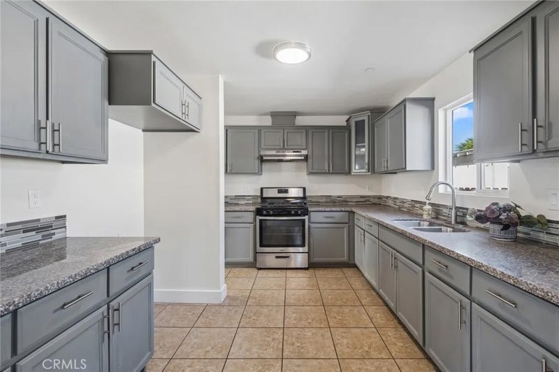 330 E 101st Street
