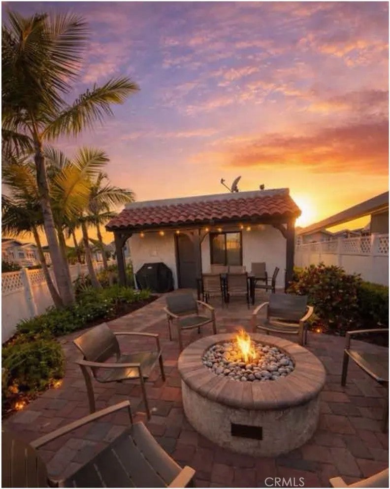 4252 Lahaina Drive