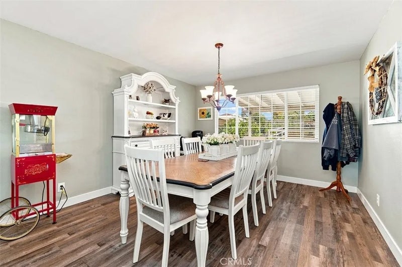 11518 RANGE VIEW