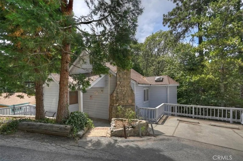 932 Cedar Drive