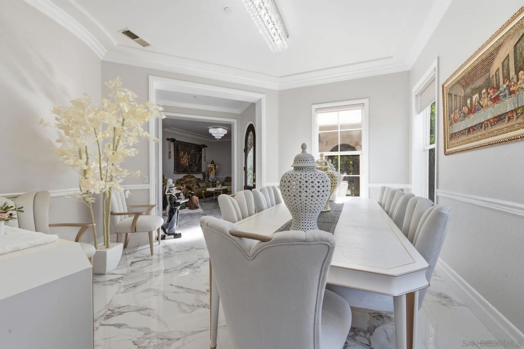 3520 Cockatoo Ct.