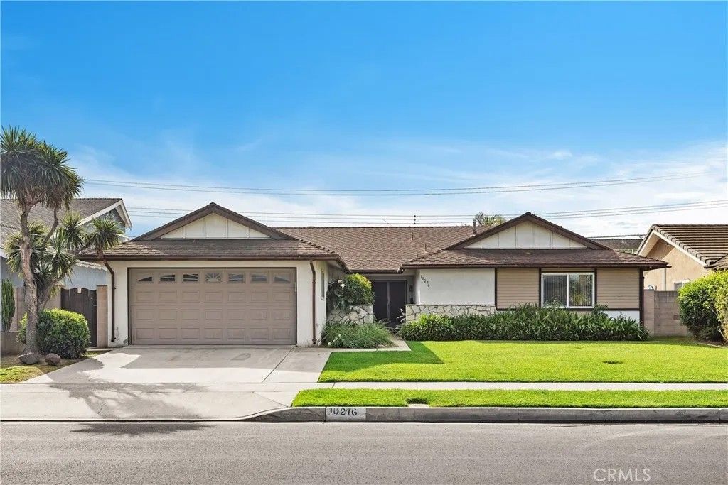 Photo of 10276 Falcon Ave, Fountain Valley, CA 92708 (MLS # OC26026977)