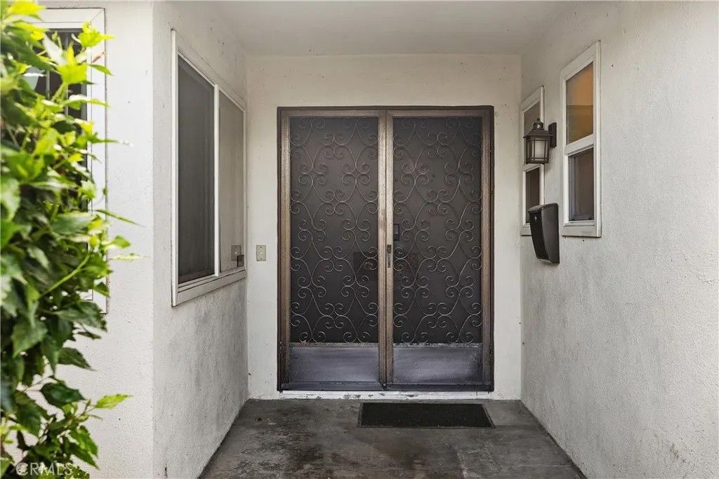 Photo of 10276 Falcon Ave, Fountain Valley, CA 92708 (MLS # OC26026977)