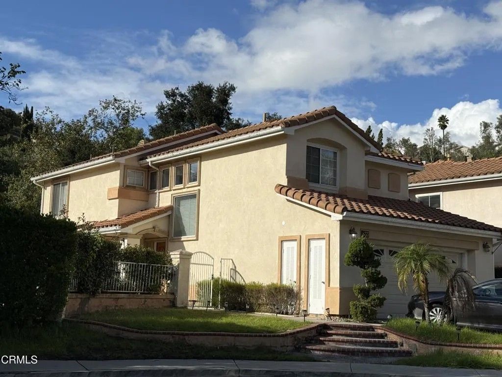 Photo of 833 Calle La Primavera, Glendale, CA 91208 (MLS # P1-25277)