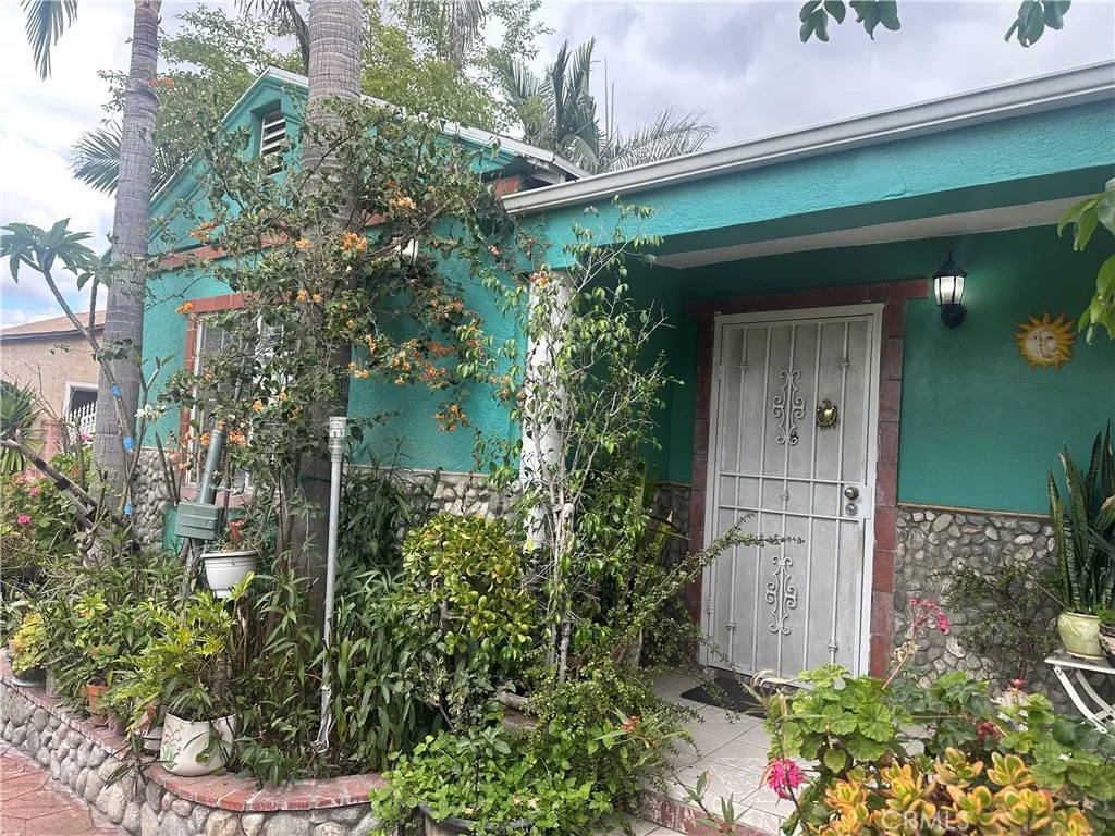 2437 Bloomdale