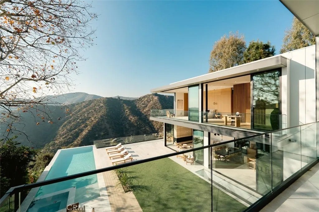 1149 Linda Flora Drive